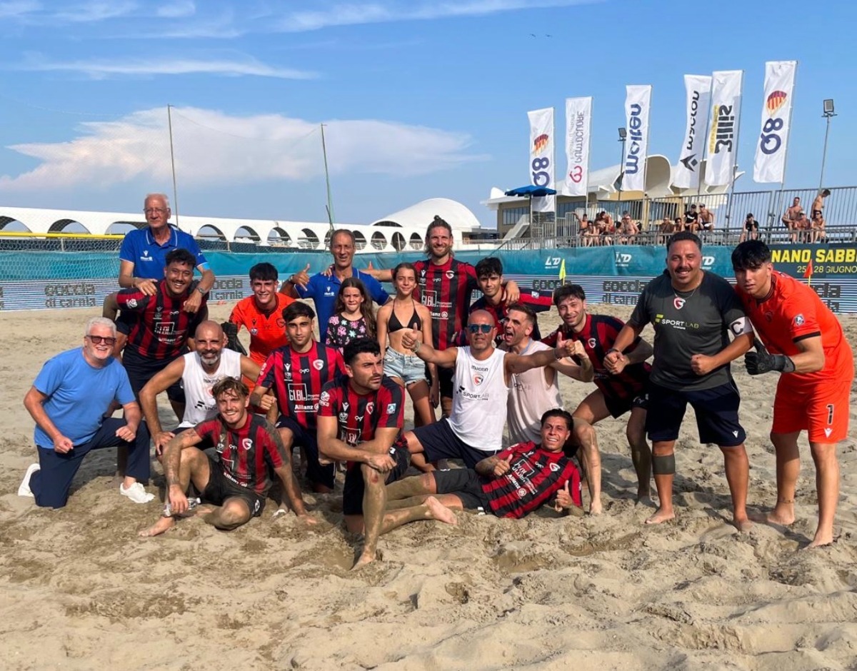 Crotone Beach Soccer, vittoria sul Faventia e secondo posto dopo Lignano - Foto Uff. Stampa Crotone Beach Soccer 