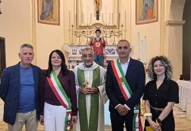 San Fili, la Sindaca alla celebrazione per la venerazione della reliquia di San Carlo Acutis - Foto: Uff. Stampa Comune di San Fili
