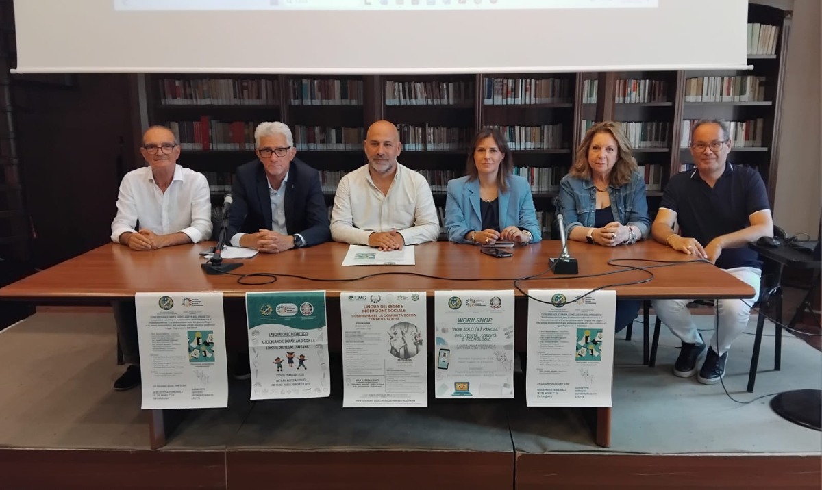 Inclusione e Lingua dei Segni, concluso il progetto dell'ENS nelle scuole del Catanzarese - Foto: Uff. Stampa Comune di Catanzaro