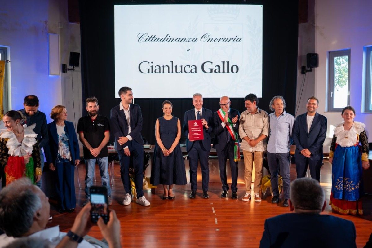 Vaccarizzo Albanese, cittadinanza onoraria a Gianluca Gallo - Foto: Uff. Stampa Comune di Vaccarizzo Albanese