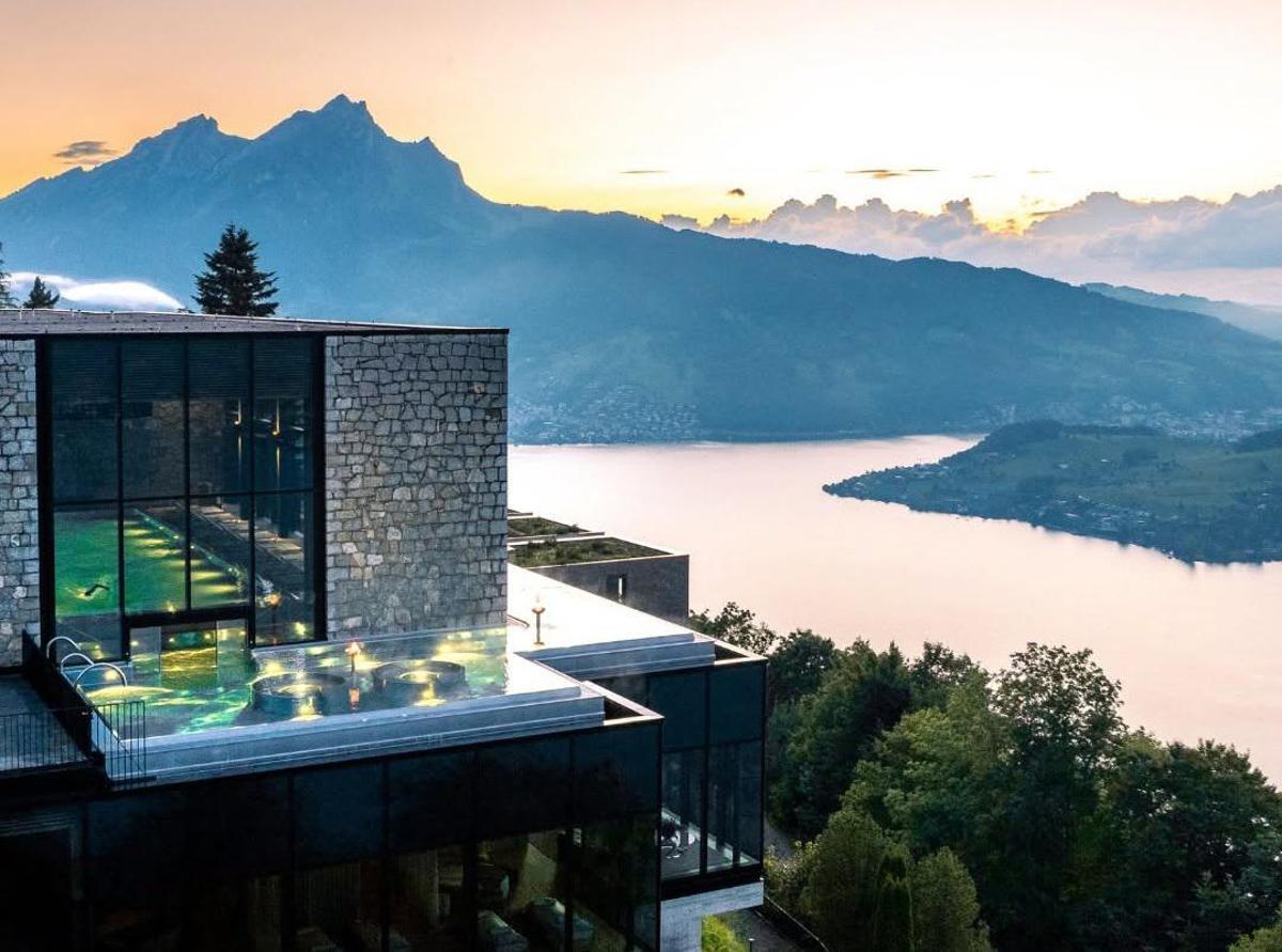 Accordo Iran-Usa, firma in Svizzera nel resort di Burgenstock: set di James Bond amato da Hepburn e Loren - 