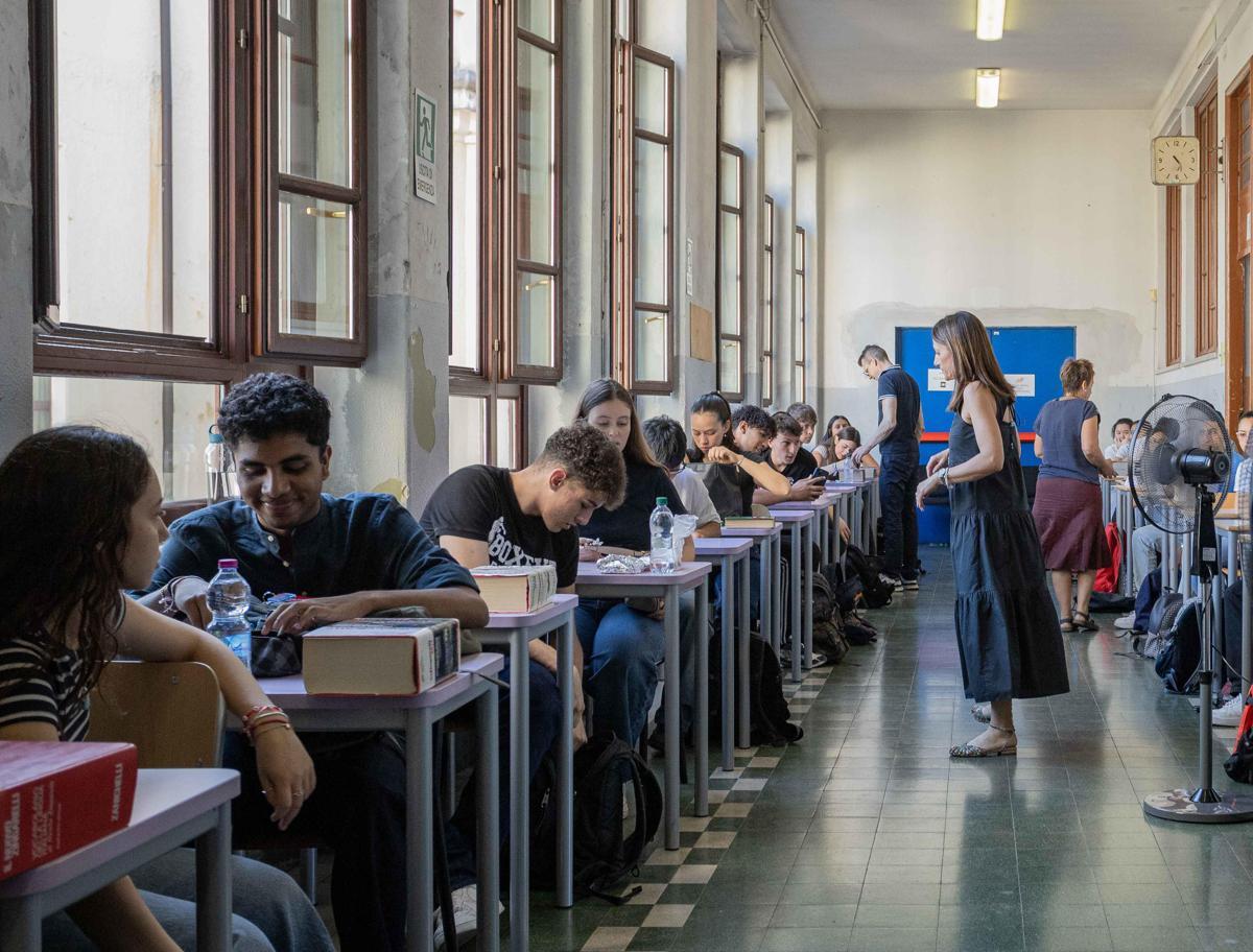 Maturità, uno studente su 5 a caccia di tracce on line: torna campagna 'anti-bufale' - 