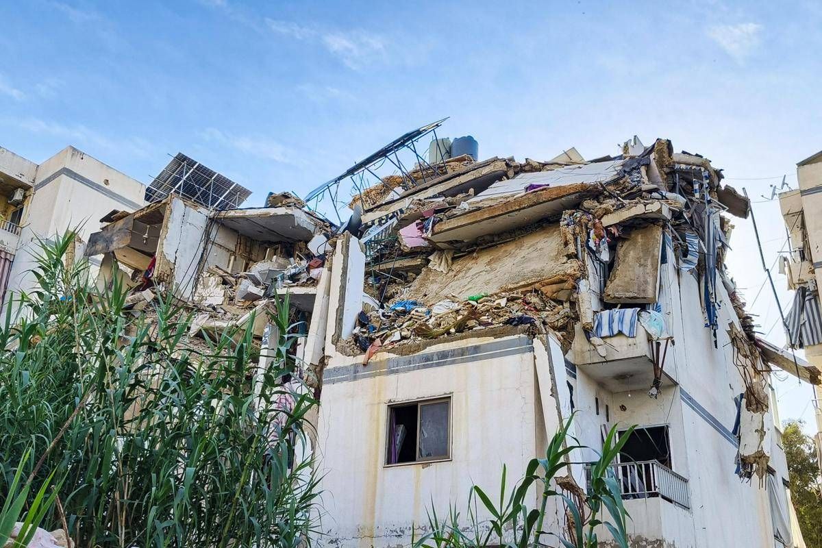 Libano, raid israeliani nella notte su Tiro: almeno 7 morti. Netanyahu frena sul cessate il fuoco - 