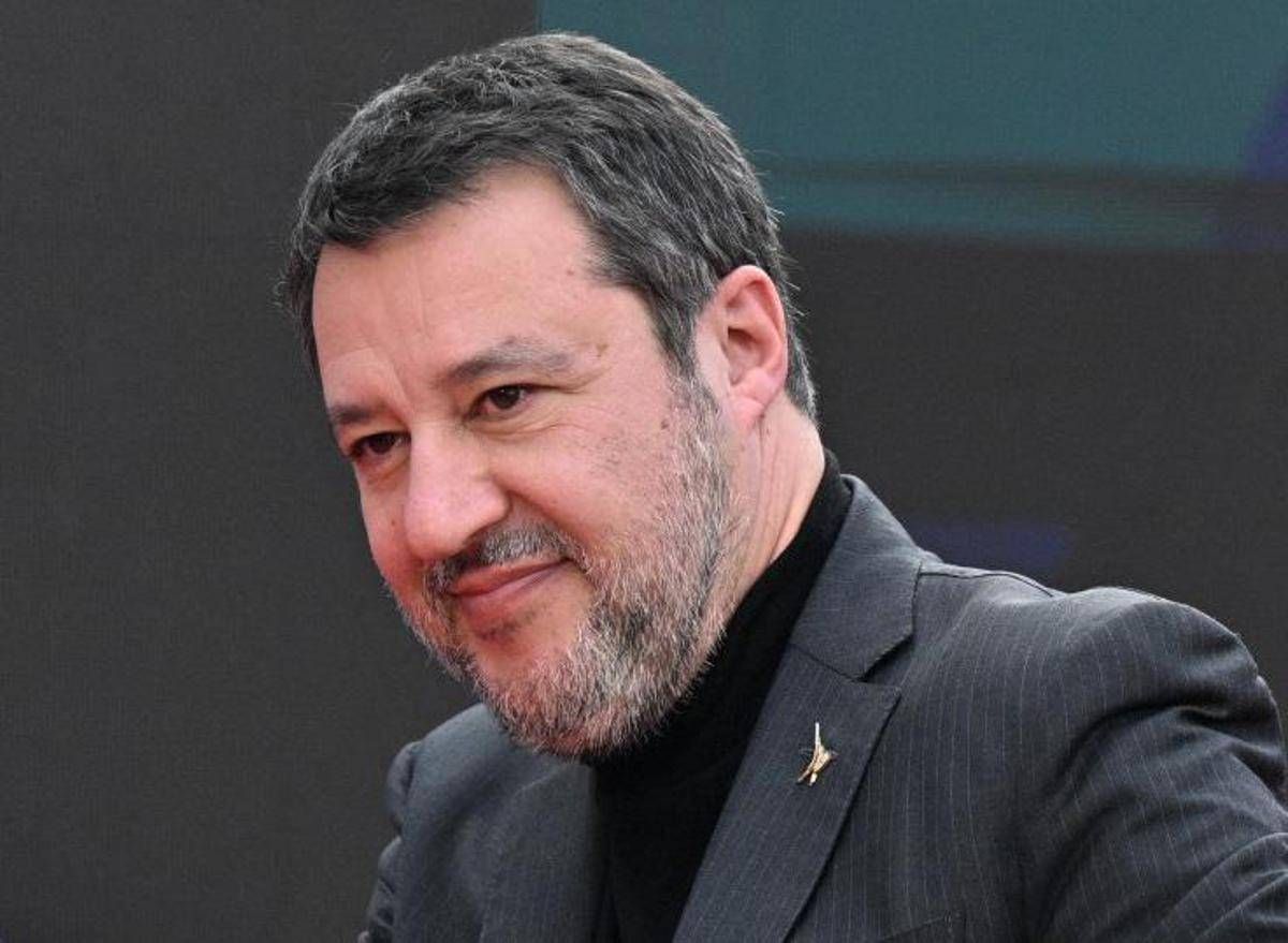 2 Giugno, Salvini assente alla parata dei Fori Imperiali. Fonti: "Al Mit per evitare scioperi" - 