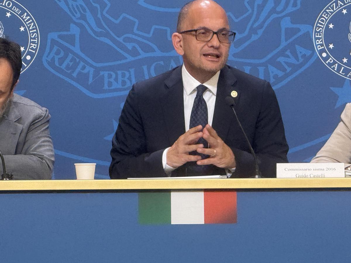 Terremoto, Castelli: "Con ricostruzione cresce il Pil" - 