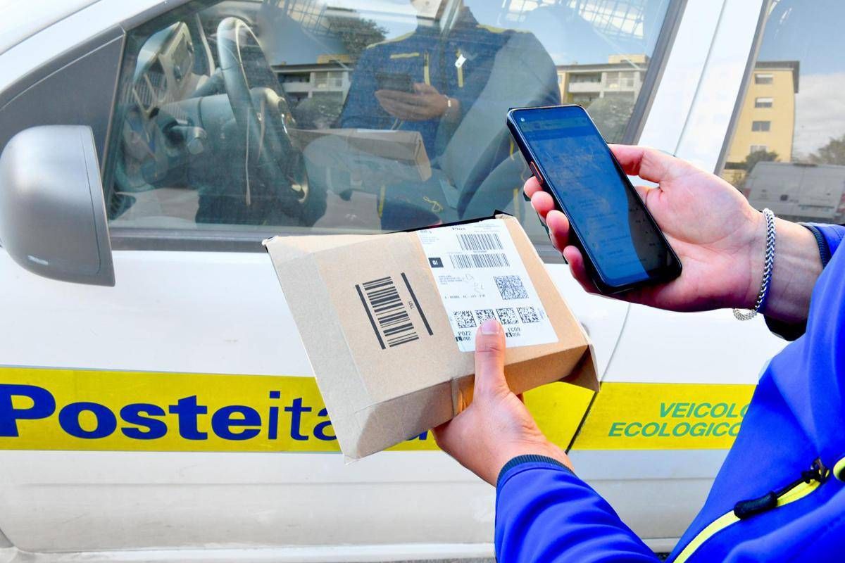 Poste Italiane, logistica da record nei primi 3 mesi: consegnati 89 mln pacchi (+14,6%) - 