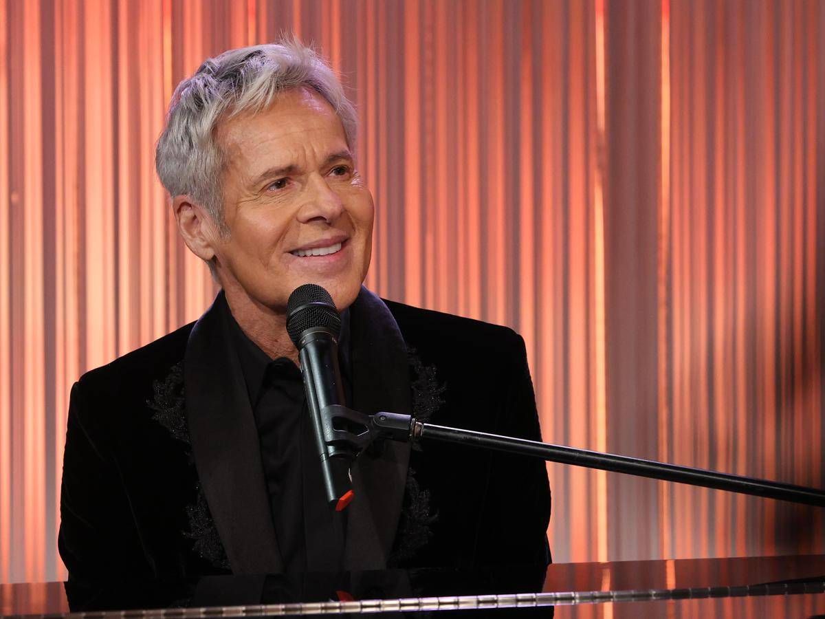 Baglioni e la polmonite interstiziale, lo pneumologo: "Malattia impegnativa che colpisce anche in estate" - 
