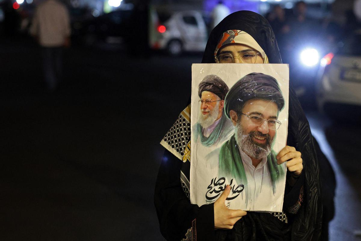 Iran-Usa, Khamenei: "Ho detto sì al memorandum, Trump disperato voleva accordo" - 