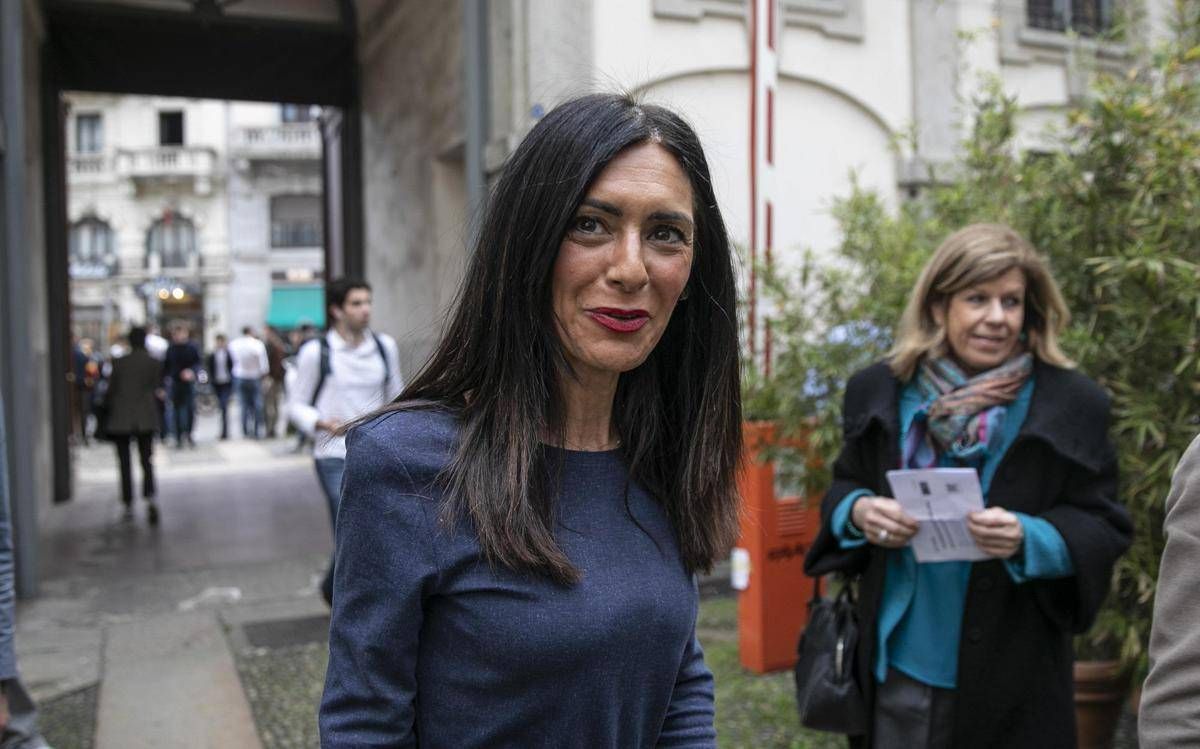 Dal 'mito' De Mita alla segreteria di Veltroni fino all'Europa, chi è Pina Picierno - 