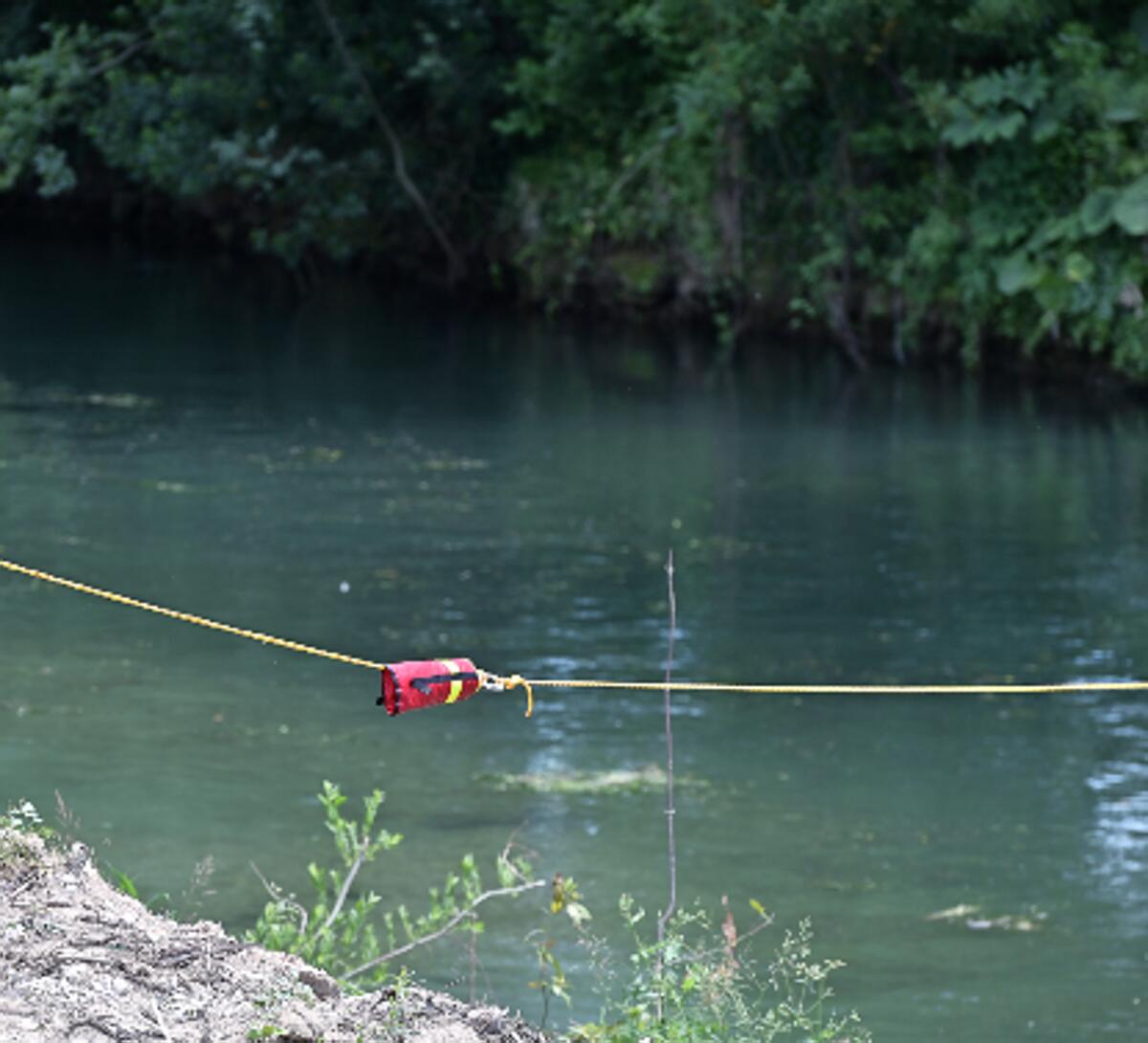 Rieti, ragazzo di 15 anni si tuffa nel fiume Velino e annega: recuperato il corpo - 
