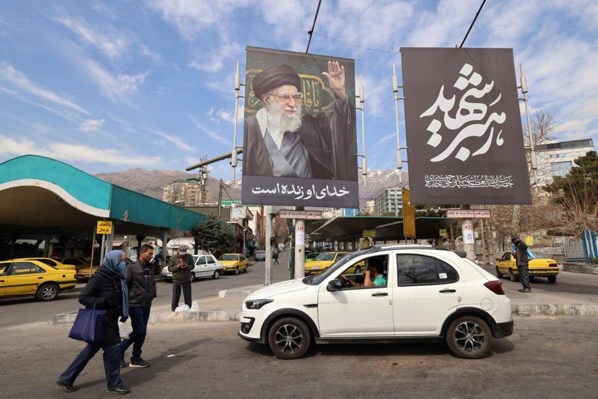 Iran-Usa, notte di tensione nel Golfo: raid contro l'isola di Qeshm, missili su Kuwait e Bahrein - 