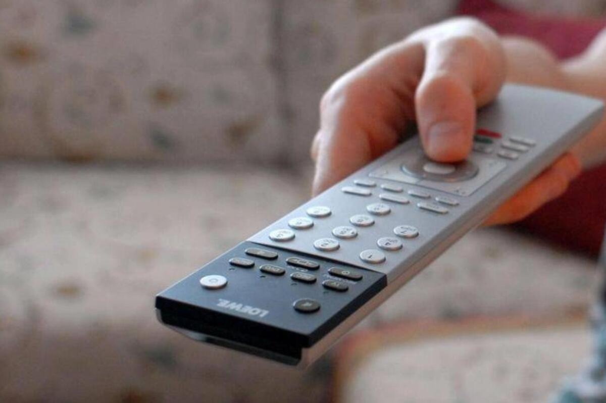 Ascolti tv, 18 giugno: Svizzera‑Bosnia su Rai1 al 23.8% domina la prima serata - 