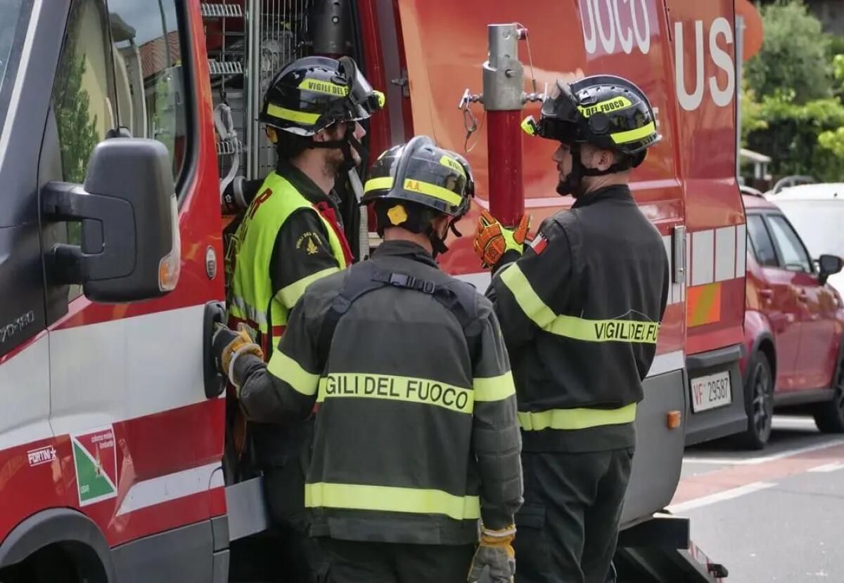 Quattro cadaveri carbonizzati ritrovati in un’auto nel Cosentino - 