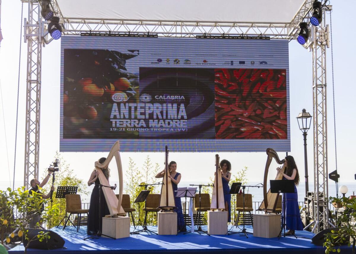 Anteprima Terra Madre, a Tropea chiusa la tre giorni all’insegna della biodiversità della Calabria - 