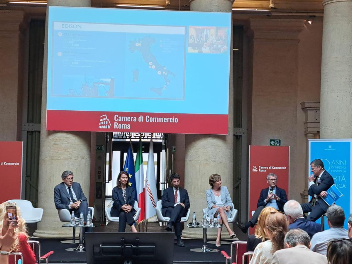 Sostenibilità: indagine, 86% italiani preoccupato per impatto caro energia﻿ - 