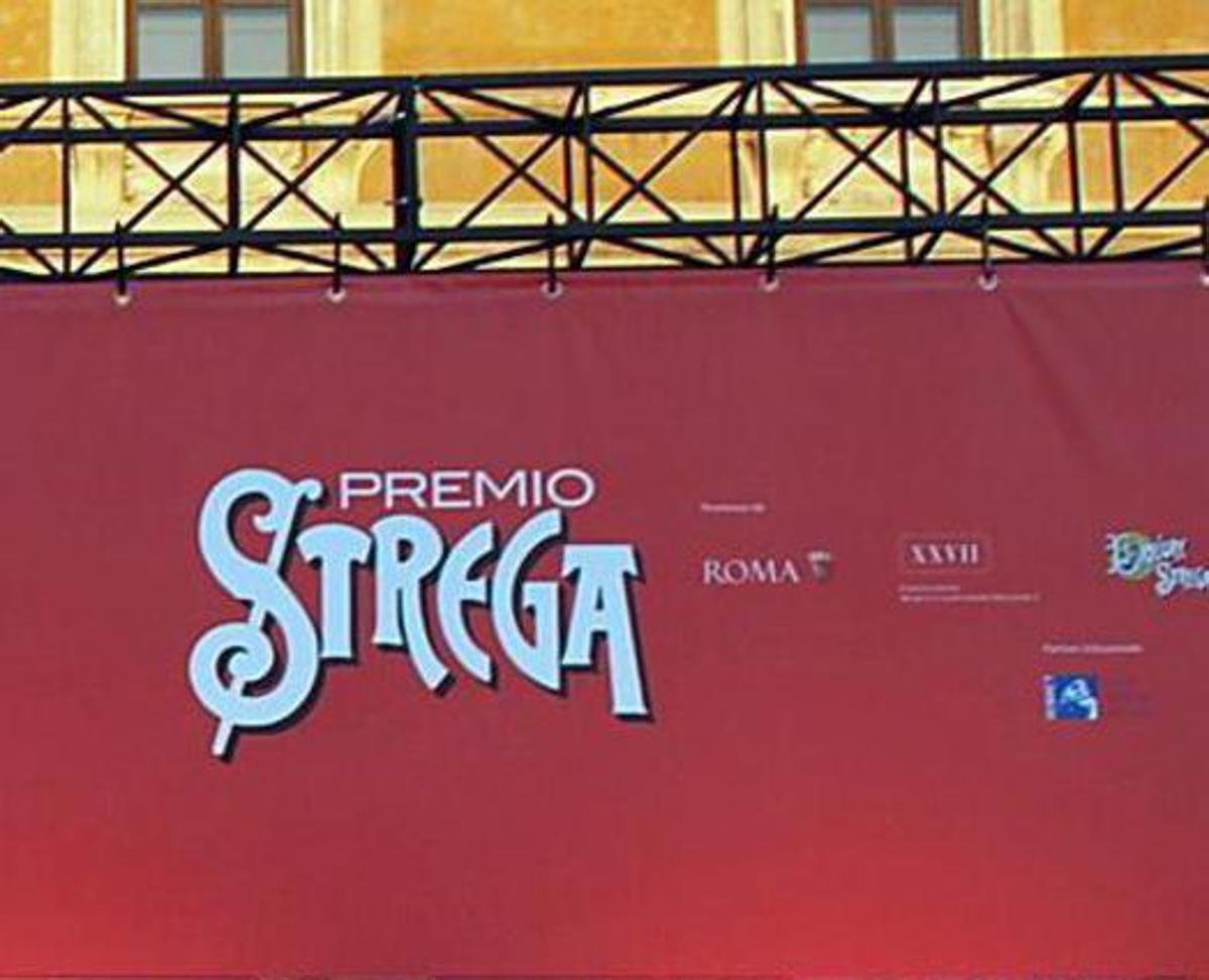 Premio Strega, bufera travolge Michele Mari: accuse di sessismo e corsa alla vittoria a rischio - 