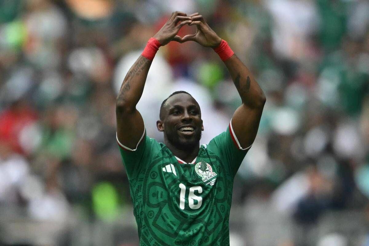 Julian Quinones sblocca Messico-Sudafrica, chi è primo marcatore dei Mondiali 2026 - 