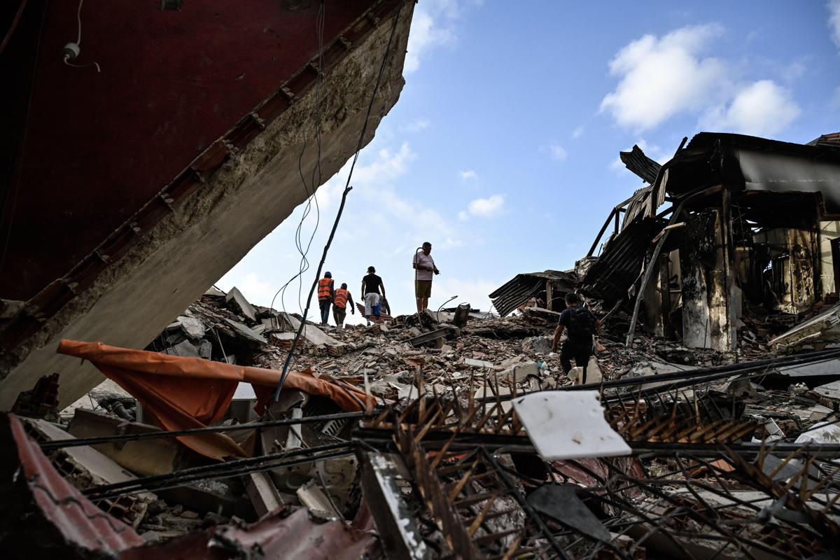 Terremoto in Venezuela, ritrovato vivo un bambino di 11 anni - 