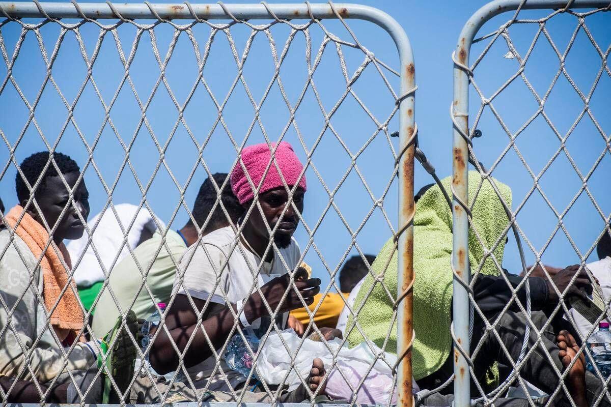 Entra in vigore il nuovo Patto Ue su migranti e asilo, da oggi regole uniche per i 27 - 