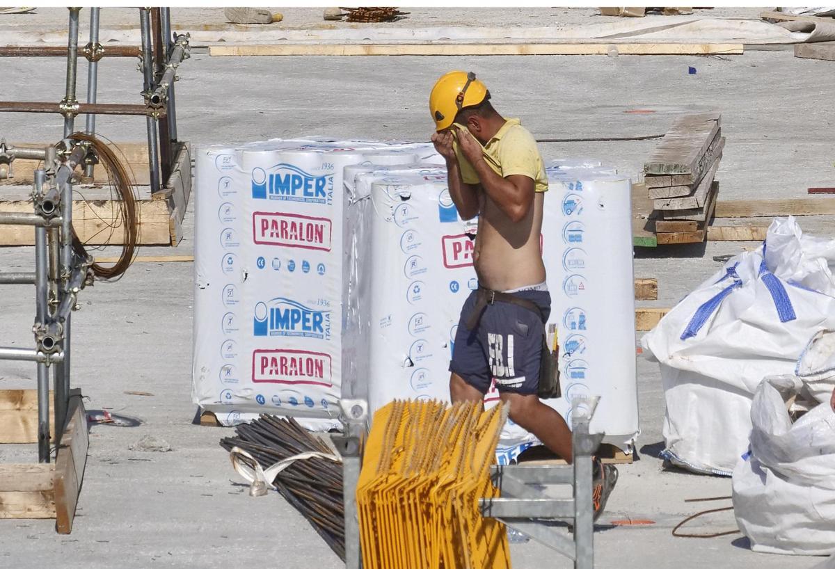Caldo il killer silenzioso che minaccia la vita dei lavoratori: i dati e cosa fare - 