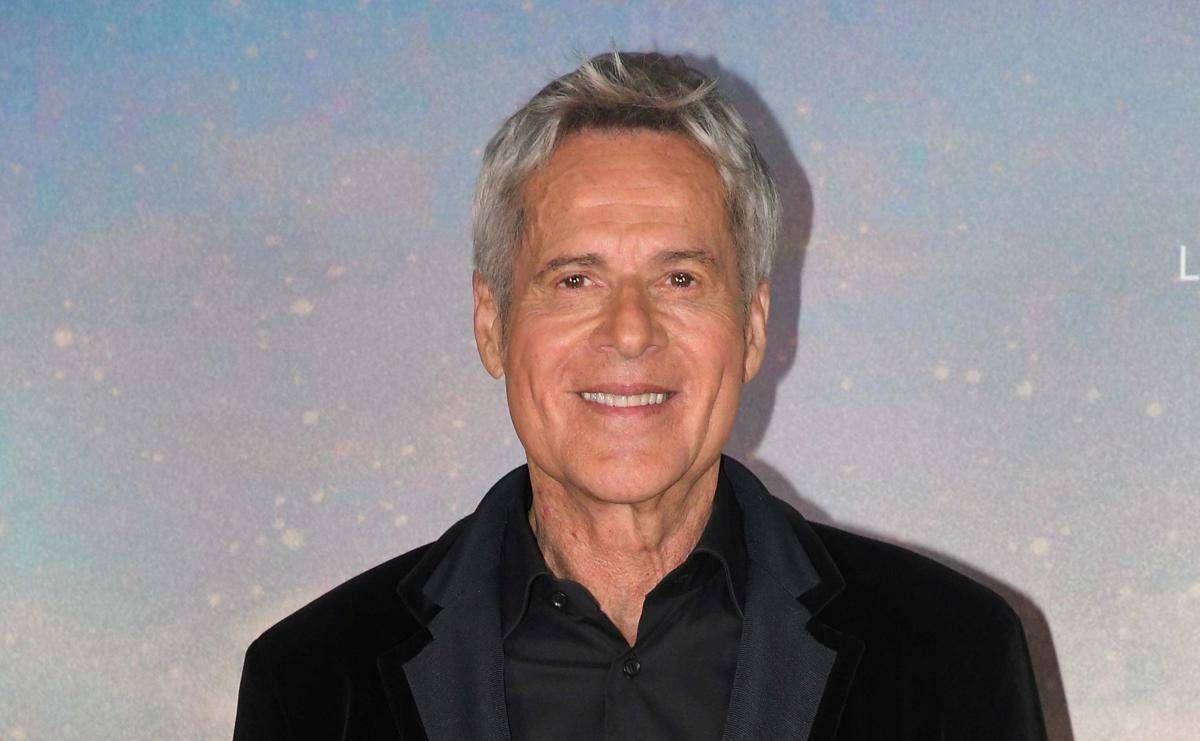 Claudio Baglioni fermato da una polmonite, il 'GrandTour La vita è adesso' slitta al 2027 - 