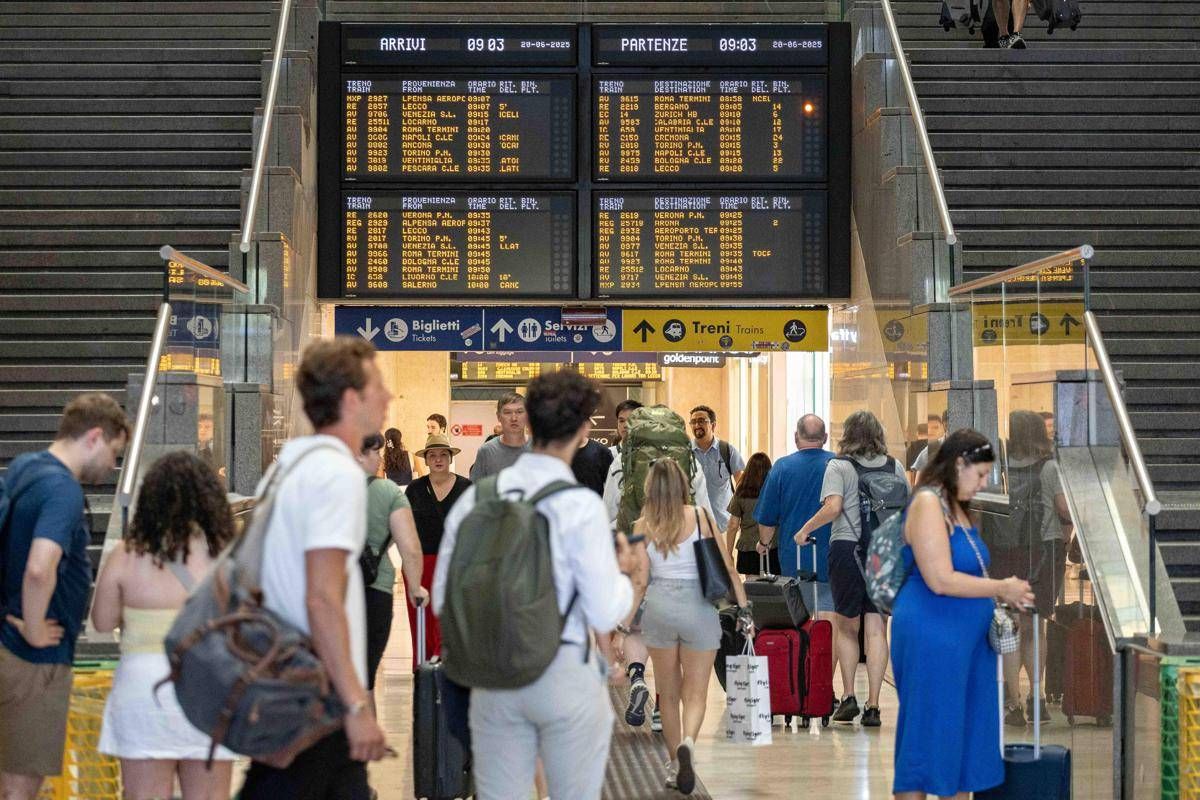 Dai trasporti alla scuola, inizia il giugno caldo degli scioperi: le date da segnare - 