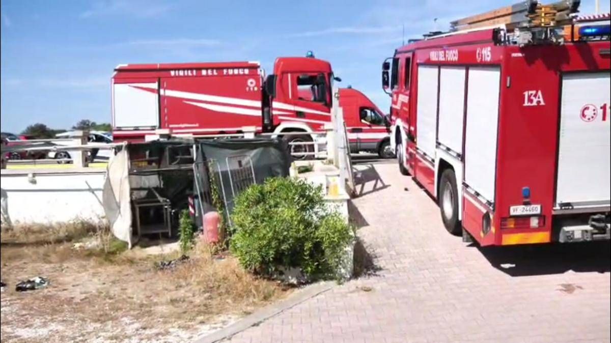 Ostia, incendio allo stabilimento Oasi: ipotesi dolo - 