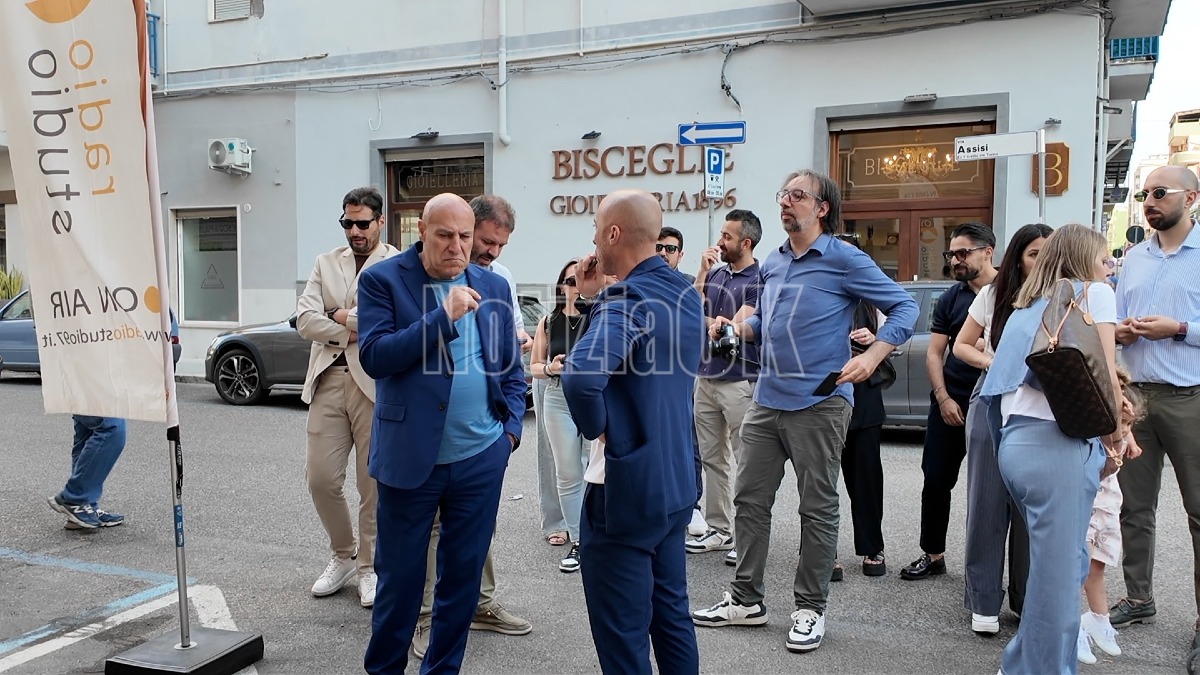 Inaugurazione sede compari e risparmia - Via assisi - Crotone - Foto Redazione 3.06.2026
