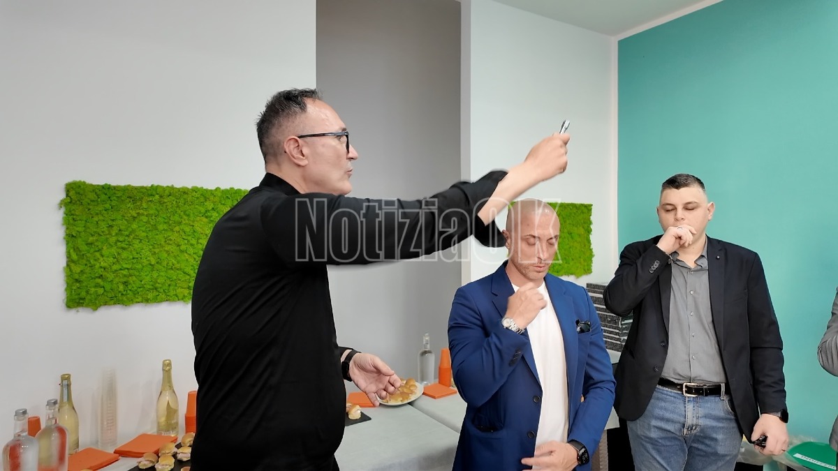 Inaugurazione sede compari e risparmia - Via assisi - Crotone - Foto Redazione 3.06.2026