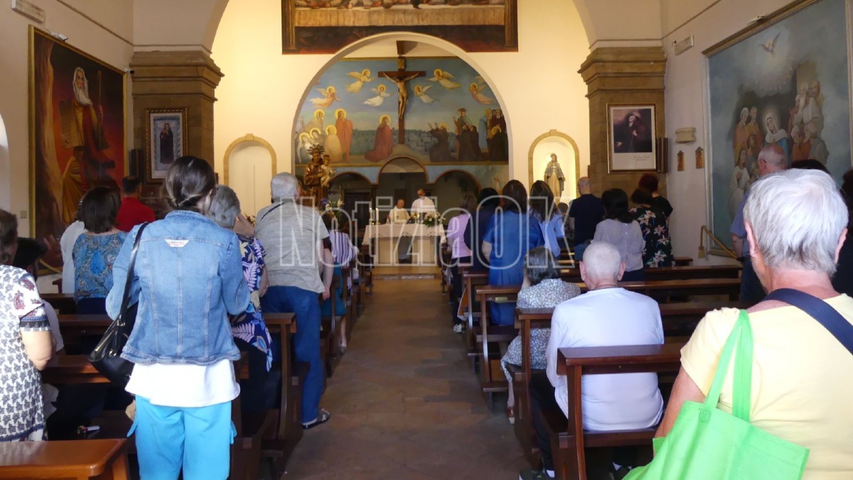 Benedizione del Pane di Sant'Antonio - Crotone (Foto Redazione 13 giugno 2026)