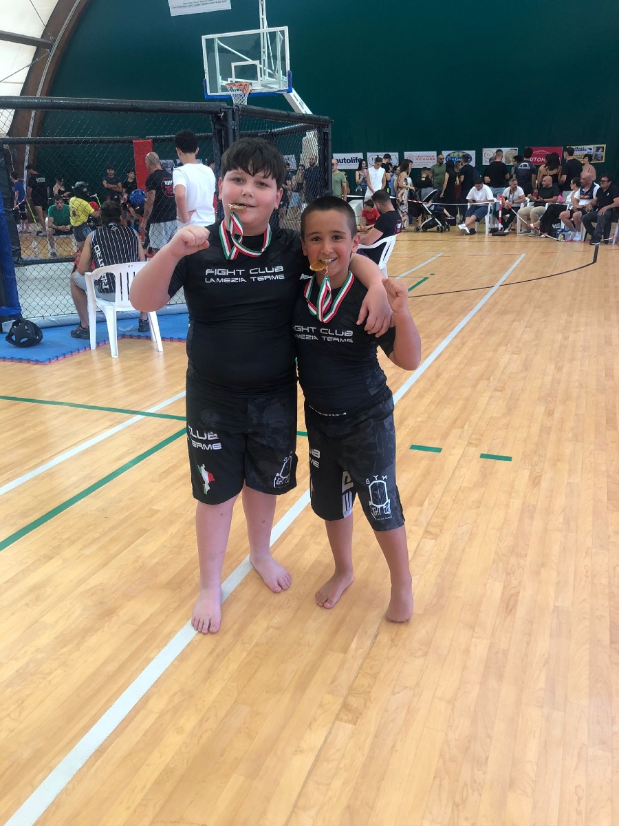 Lamezia in the Cage - Foto Uff. Stampa ASD Fight Club Lamezia Terme 21.06.2026
