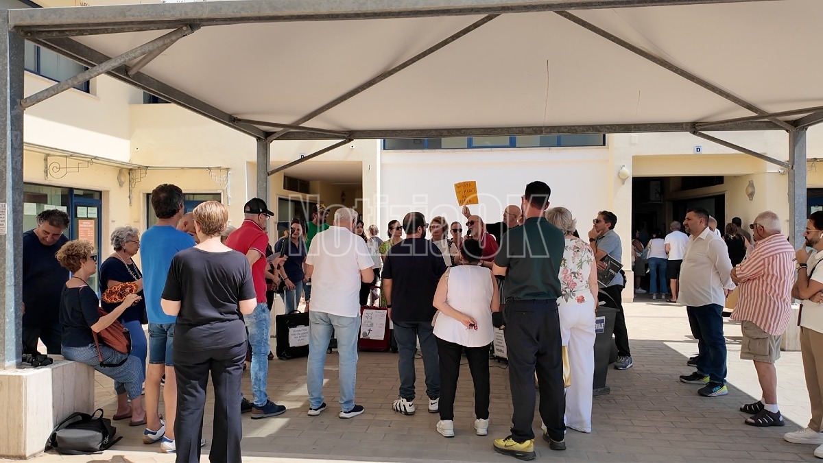 Flash Mob sanita cittadini liberi - Foto Redazione 26.06.2026
