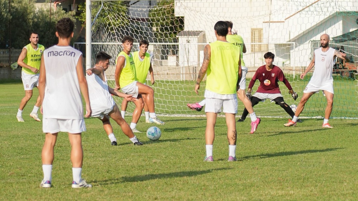 Mesoraca Calcio, i presidenti lasciano: appello per salvare il futuro della società - Foto Uff. Stampa Mesoraca Calcio 