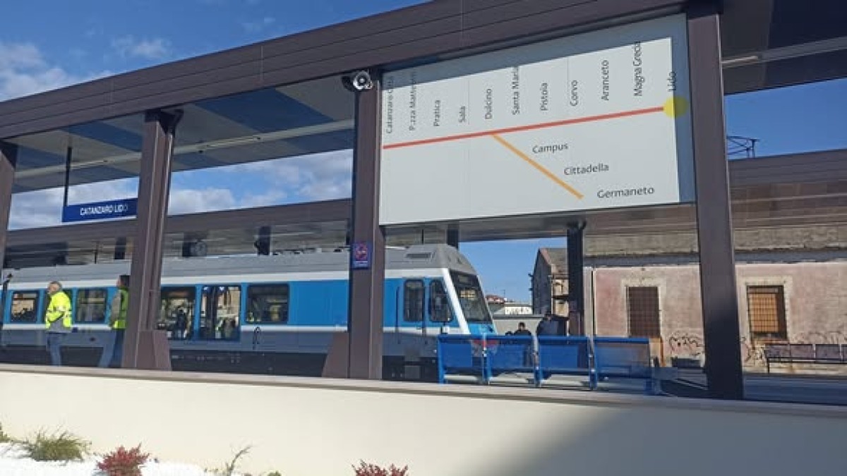 Metropolitana di Catanzaro, dal 27 luglio corse serali fino alle 22:50 - Foto: Uff. Stampa Comune di Catanzaro