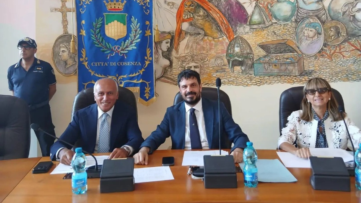 Carceri, il Consiglio comunale di Cosenza approva all’unanimità una risoluzione - Foto Uff. Stampa Comune di Cosenza