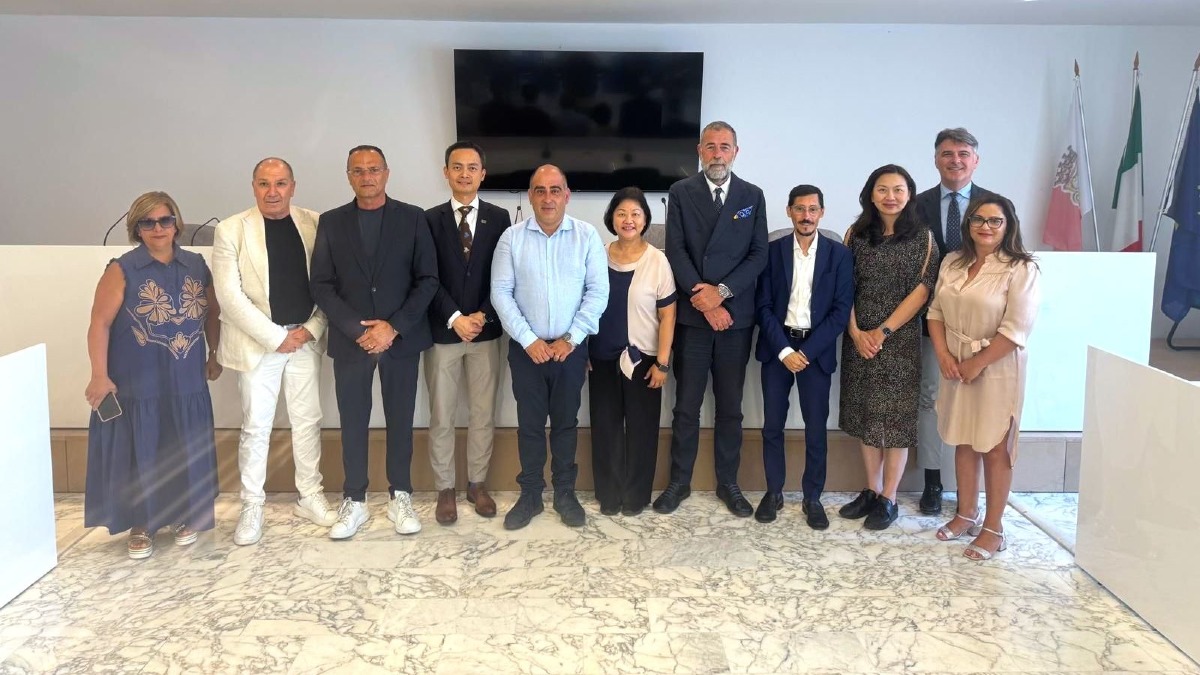 Soverato apre a Hong Kong: nasce un ponte per turismo, cultura e investimenti - Foto Uff. Stampa Città di Soverato
