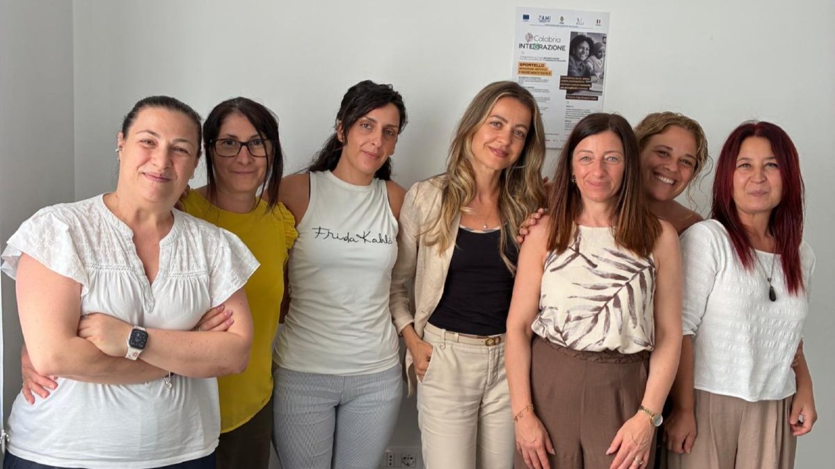 Davoli, apre lo sportello di Fondazione Città Solidale per i migranti -  Foto Uff. Stampa Città solidale