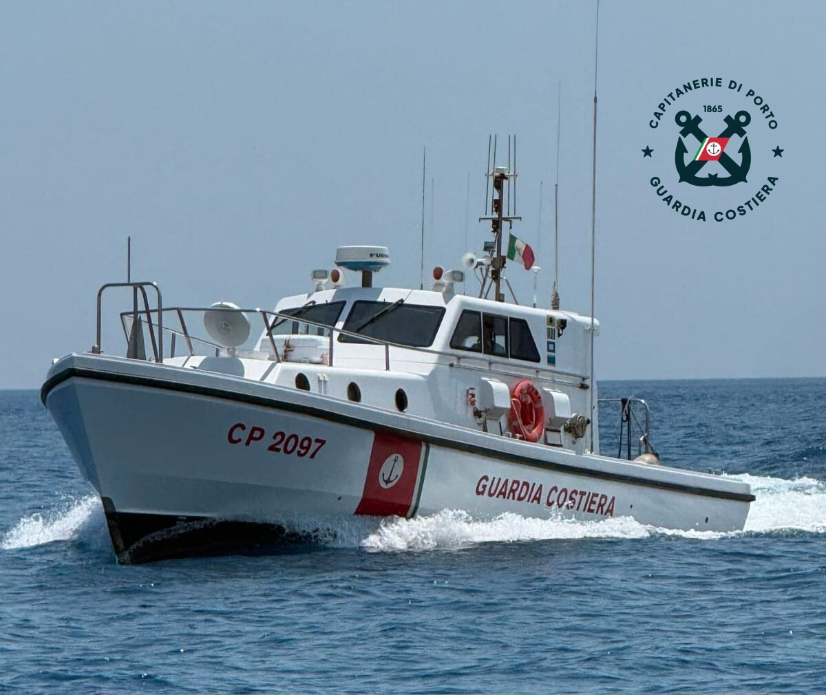 Soccorso della Guardia Costiera: salvate cinque persone  - Foto: Uff. Stampa Capitaneria di Porto di Crotone
