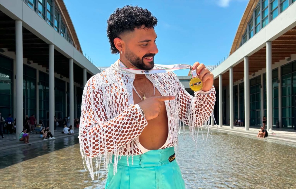 Davide Nicoletta campione italiano di Bachata Shine: il crotonese conquista Rimini - 