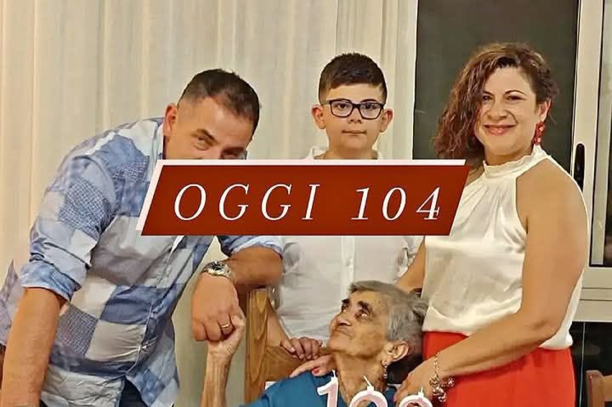 San Fili in festa per i 104 anni di Arcangela Chilelli, un secolo di storia e memoria - Foto Uff. Stampa Comune di San Fili 