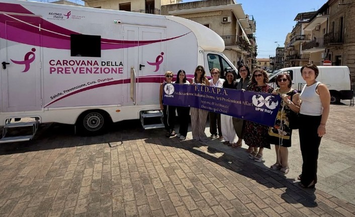 La Carovana della Prevenzione fa tappa a Trebisacce: visite gratuite per la salute femminile - Foto: Uff. Stampa Comune di Trebisacce