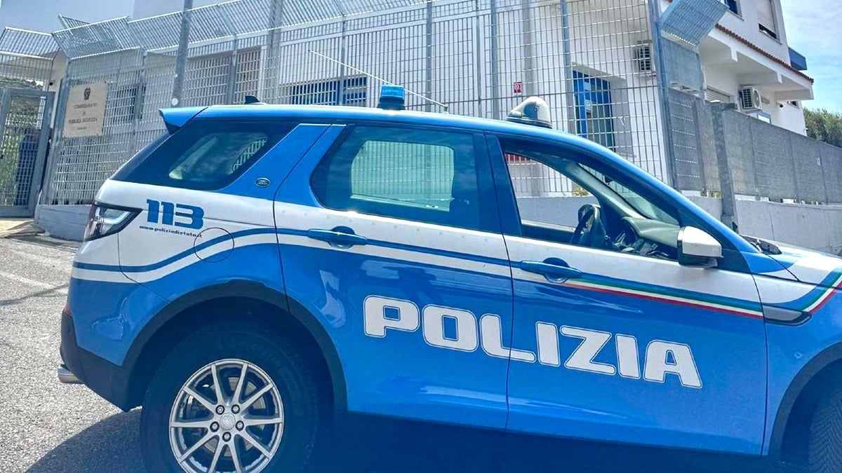 Scalea, trovato con 300 grammi di marijuana: arrestato  - Foto Uff. Stampa Polizia di Stato 