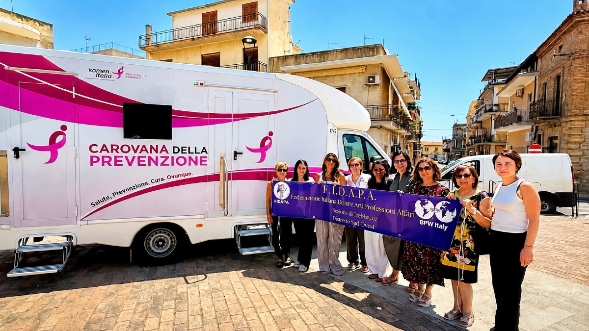 La Carovana della Prevenzione fa tappa a Trebisacce: visite gratuite per la salute delle donne - Foto Uff. Stampa Comune di Trebisacce 