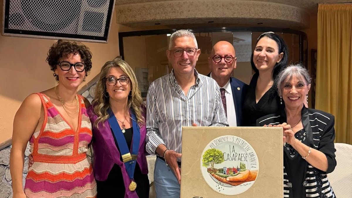 Rotary Al Mantiàh, nel ricordo di Ciccio Socievole il passaggio delle consegne - Foto Uff. Stampa Rotary Al Mantiàh