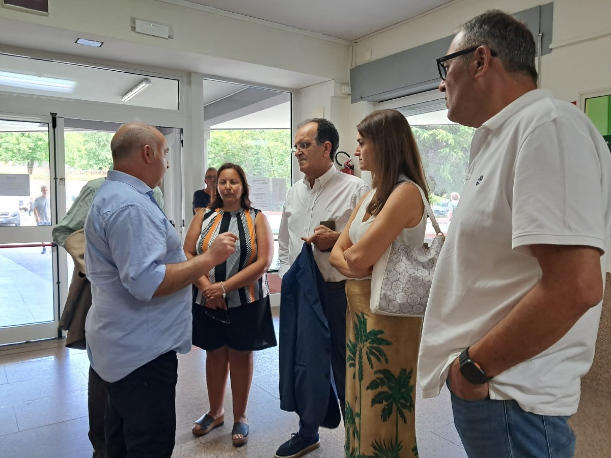 Ospedale di Serra San Bruno, Bruno: “Struttura efficiente ma senza personale il diritto alla salute è a rischio” - Foto: Uff. Stampa Enzo Bruno - Tridico Presidente
