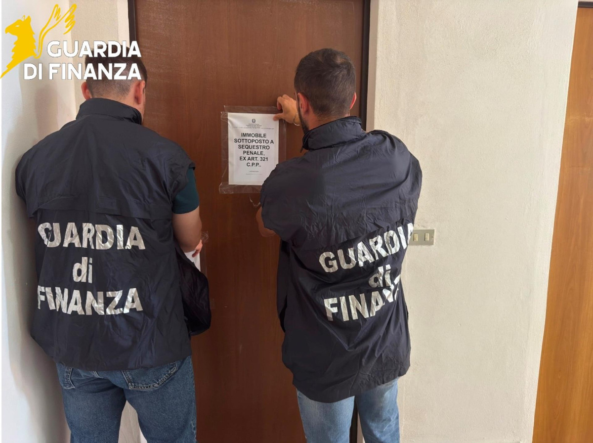 Crotone - Maxi frode fiscale negli autotrasporti: sequestri e indagati - Foto: Ufficio stampa Guardia di Finanza