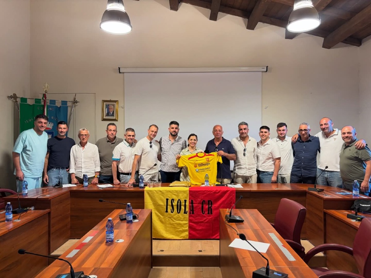 Eccellenza - L'Isola Capo Rizzuto riparte: presentata la nuova società che guiderà i giallorossi   - Foto Uff. Stampa Isola di Capo Rizzuto