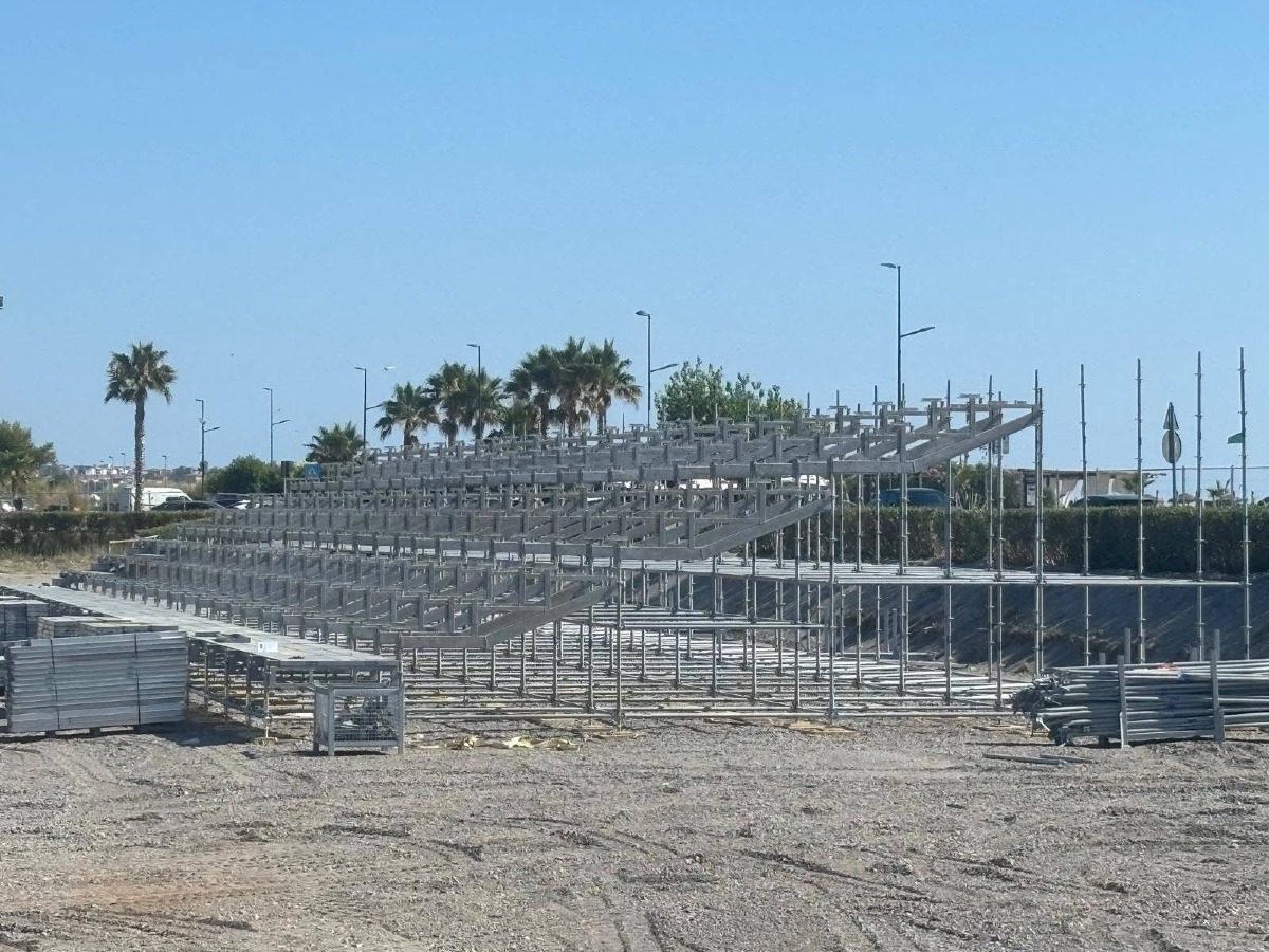  Santa Maria del Cedro, l'Arena dei Cedri prende forma: il 3 agosto si apre con Giorgia - Foto Uff. Stampa Comune di Santa Maria del Cedro 