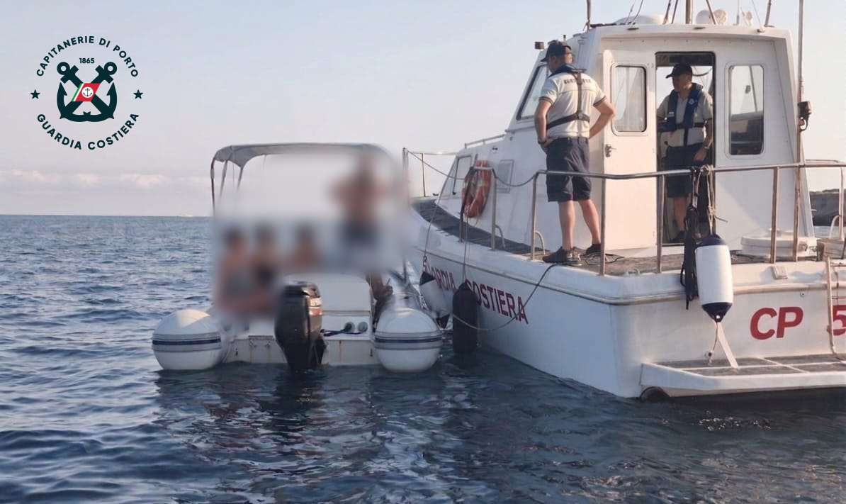 Crotone - Diportisti nel mirino: 26 violazioni e 8.300 euro di sanzioni - Foto: Ufficio stampa Capitaneria di Porto