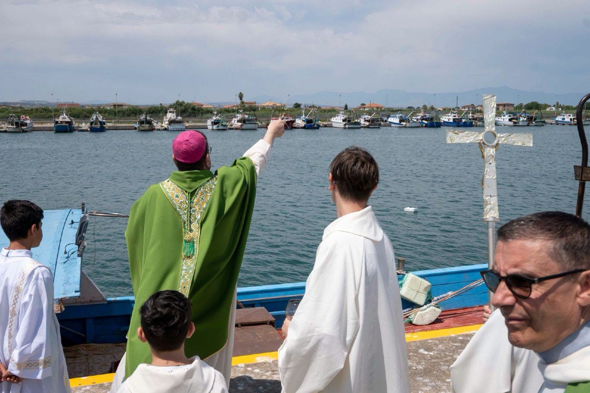 Diocesi di Rossano-Cariati: A Schiavonea l'abbraccio della Chiesa a pescatori e marittimi - Foto Uff. Stampa Diocesi Rossano Cariati Ufficio Stampa 
